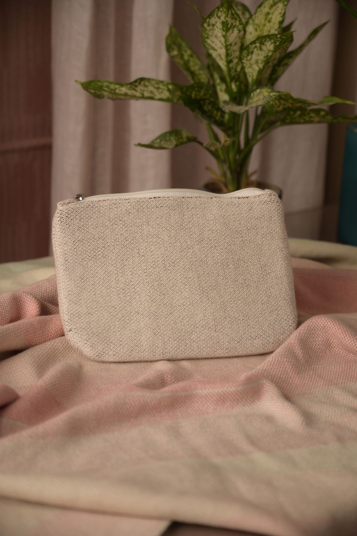 Textured Cream Pouch